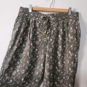 Green/White Pants - 2XL