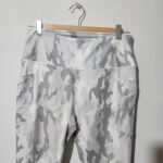 Camo Leggings - M