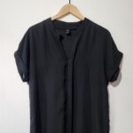 Black Basic Top - M