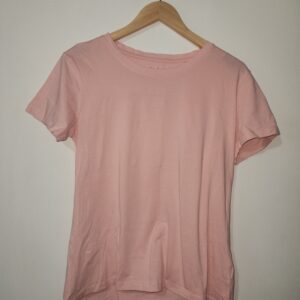 Pink T-shirt - L