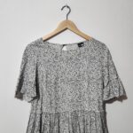 Black/White Spot Top - M