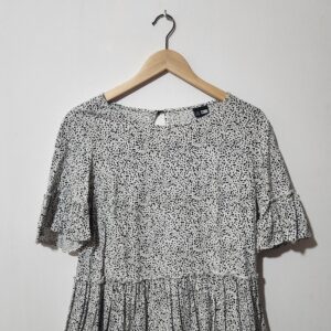 Black/White Spot Top - M